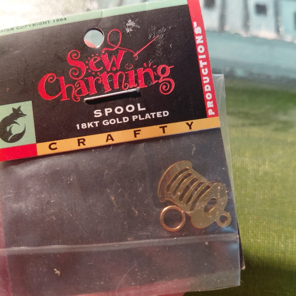 Gold Plated Spool Charm - Picture 1 of 3